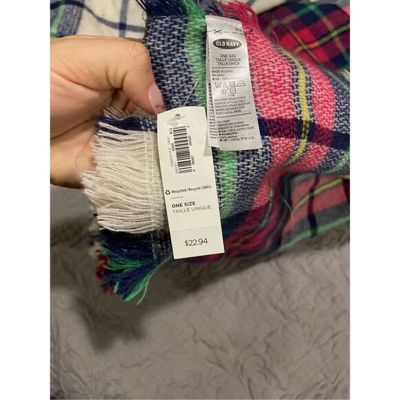 Old Navy Plaid Soft Huge Scarf Shawl New Red Green - Picture 2 of 4